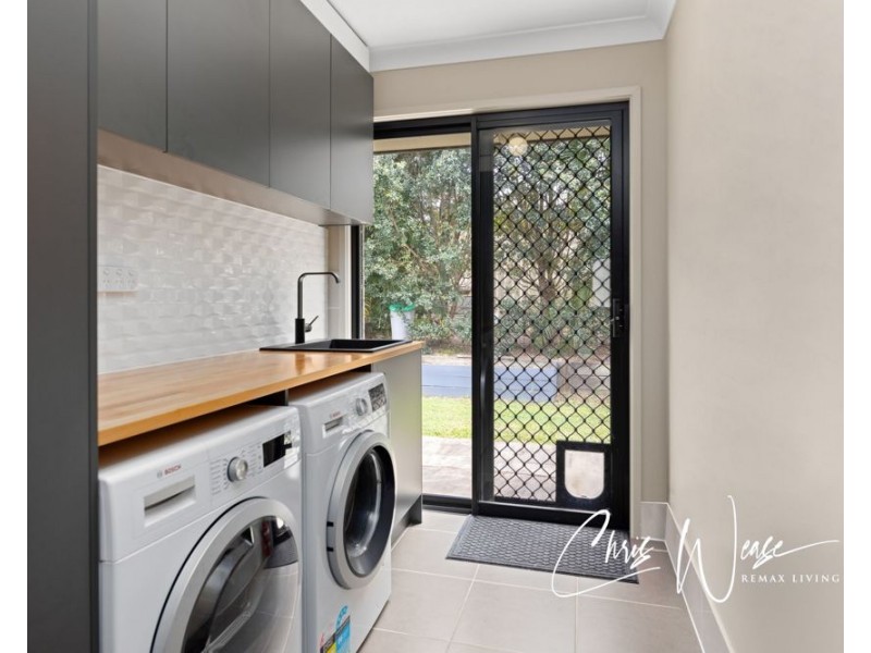 15-17 Anthoulla Avenue, Woodford QLD 4514