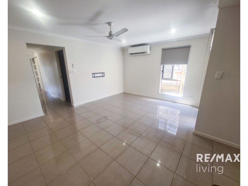 1/100 Meadowview Drive, Morayfield QLD 4506