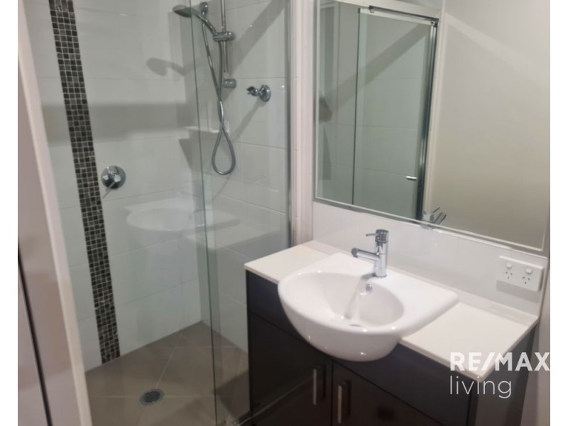 1/100 Meadowview Drive, Morayfield QLD 4506