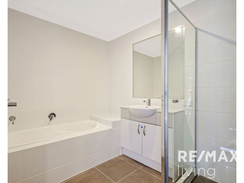 2/43 Whitehaven Street, Burpengary QLD 4505
