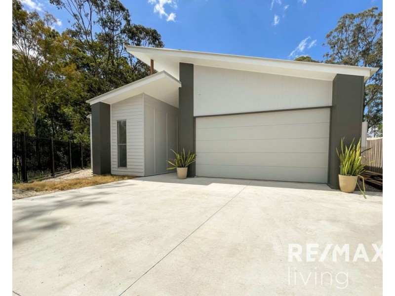 105 Riverparks Way, Upper Caboolture QLD 4510