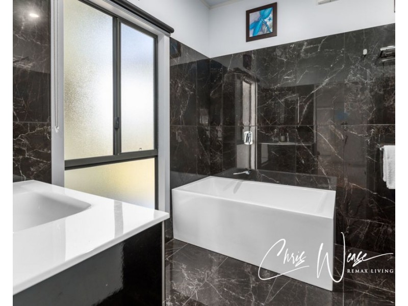 84 Kookaburra Crescent, Hazeldean QLD 4515