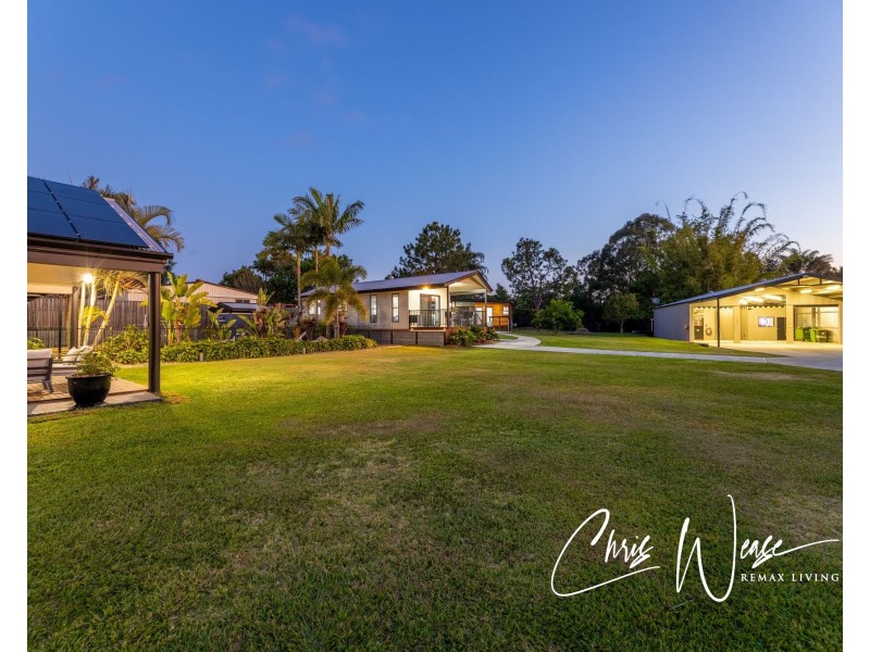 27 The Crest, Elimbah QLD 4516