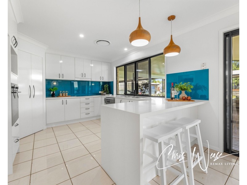 27 The Crest, Elimbah QLD 4516