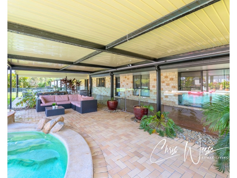 27 The Crest, Elimbah QLD 4516