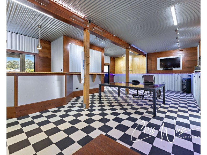 27 The Crest, Elimbah QLD 4516