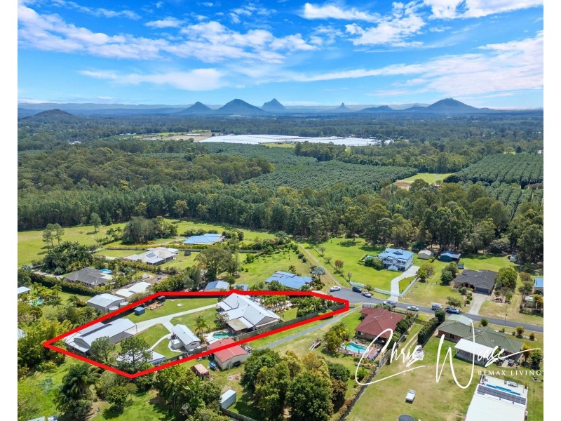 27 The Crest, Elimbah QLD 4516