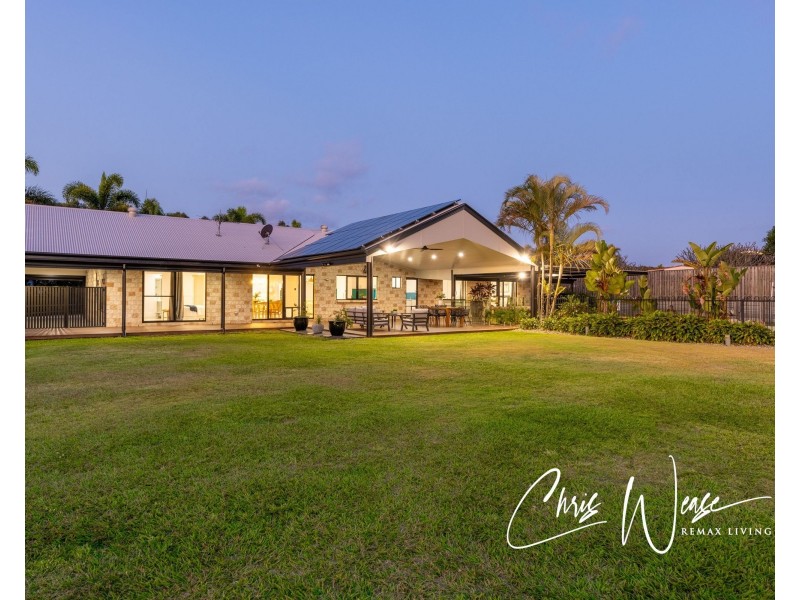 27 The Crest, Elimbah QLD 4516