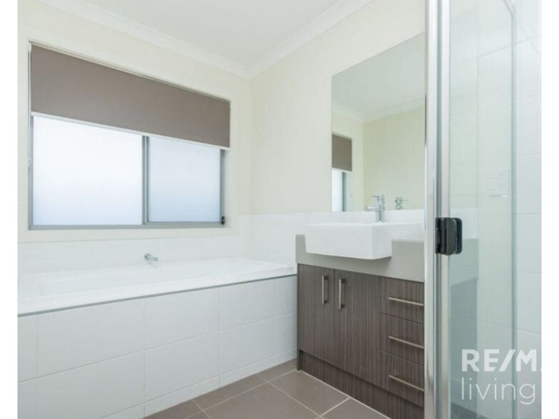 16 Staaten Street, Burpengary QLD 4505