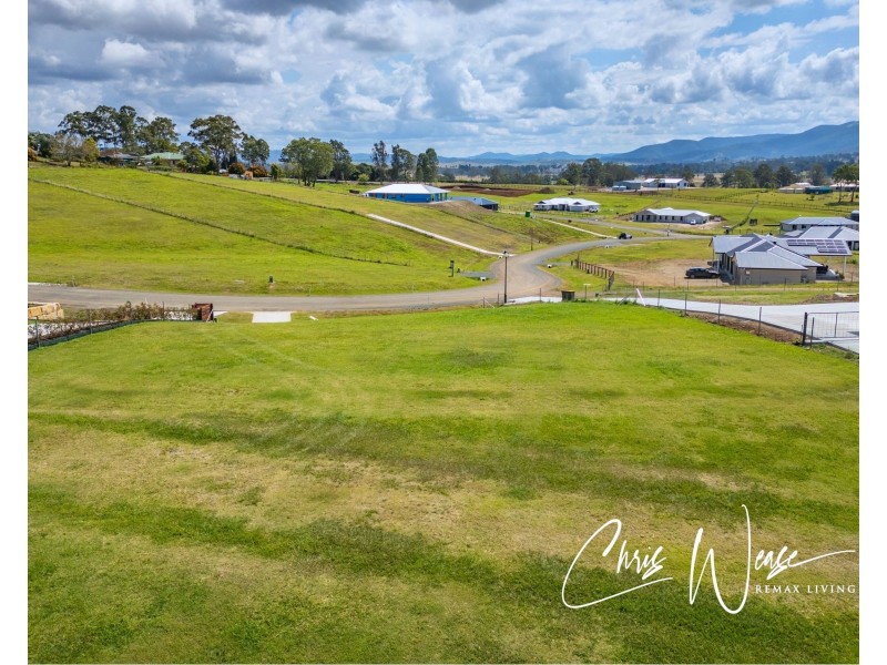 13 Jacana Place, Kilcoy QLD 4515