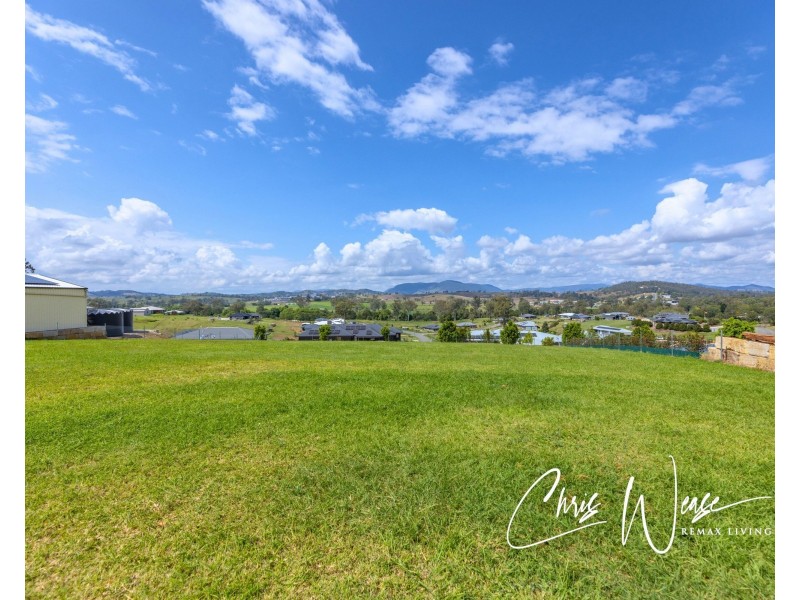 13 Jacana Place, Kilcoy QLD 4515