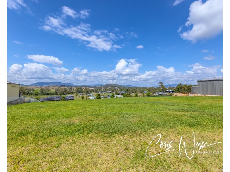13 Jacana Place, Kilcoy QLD 4515