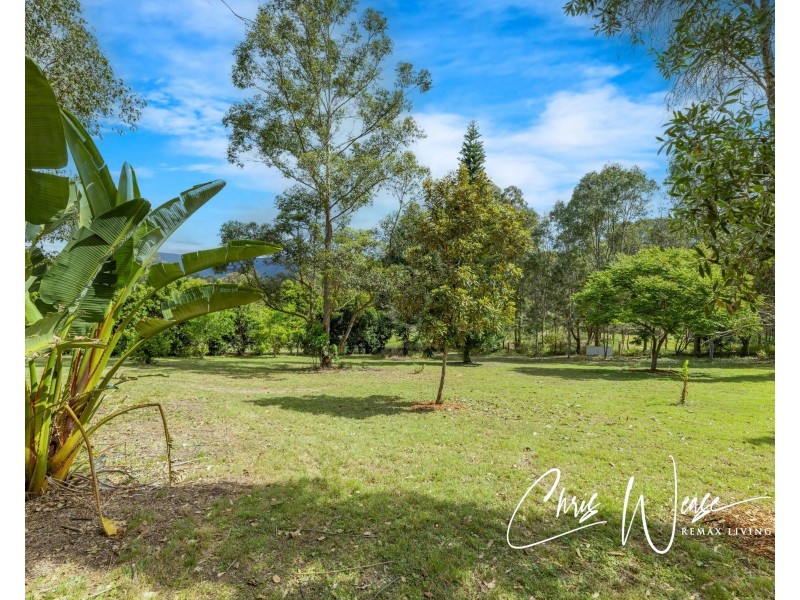 5 Shapland Drive, Royston QLD 4515
