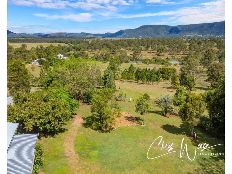 5 Shapland Drive, Royston QLD 4515