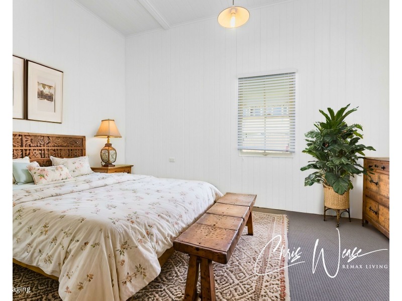 13 Row Street, Kilcoy QLD 4515