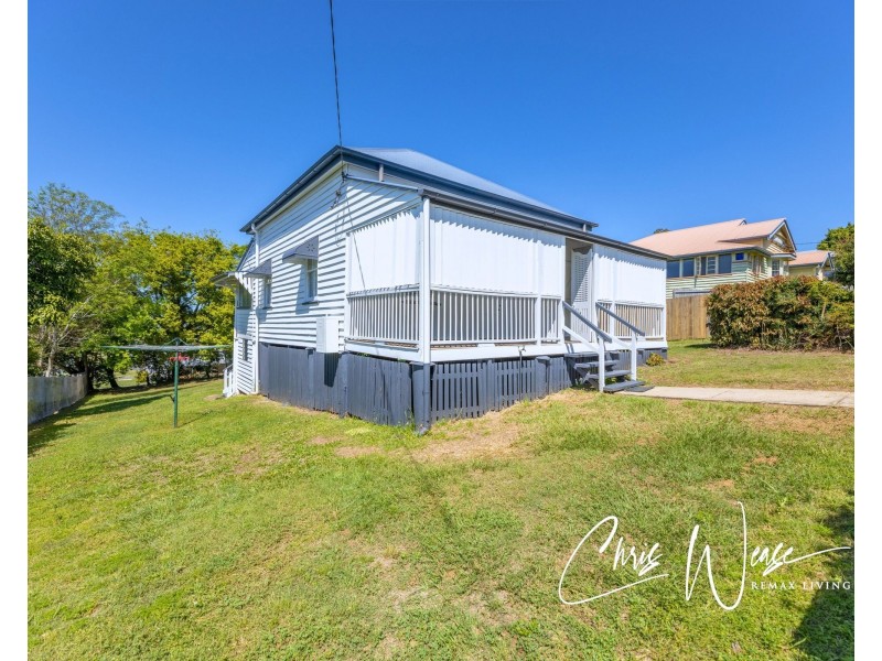 13 Row Street, Kilcoy QLD 4515