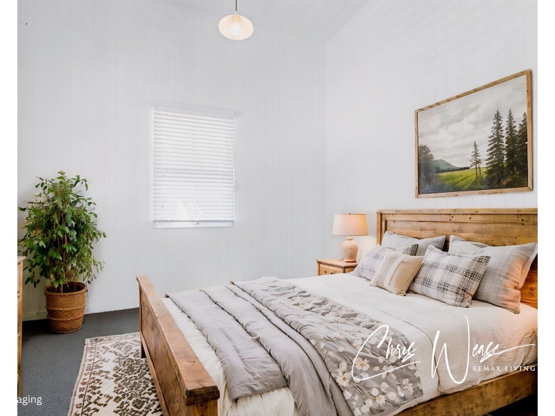 13 Row Street, Kilcoy QLD 4515