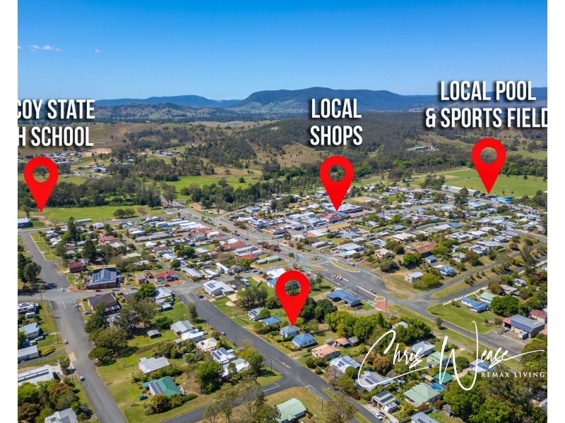 13 Row Street, Kilcoy QLD 4515