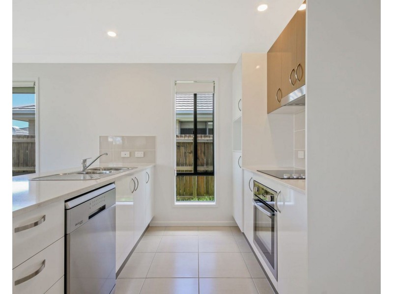 7 Sunreef Street, Burpengary QLD 4505