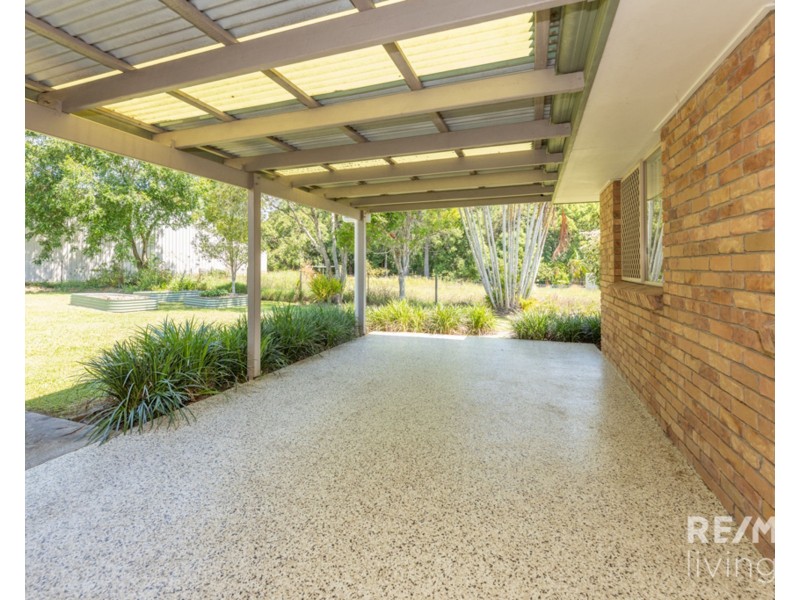 4 Gloucester Street, Woodford QLD 4514
