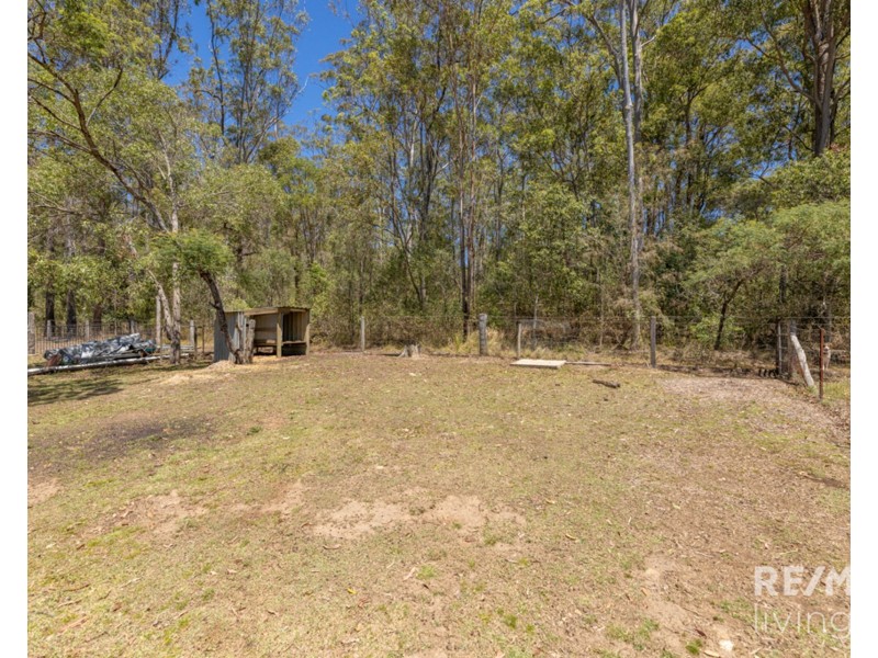398 Crumpton Drive, Blackbutt North QLD 4306