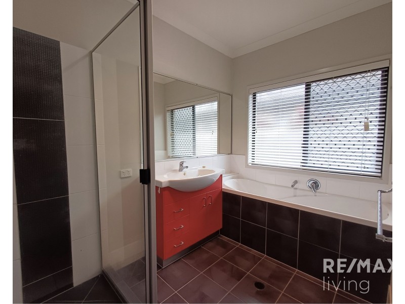 12 Morgan Street, North Lakes QLD 4509