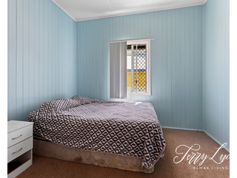 6 Browne Street, Yarraman QLD 4614