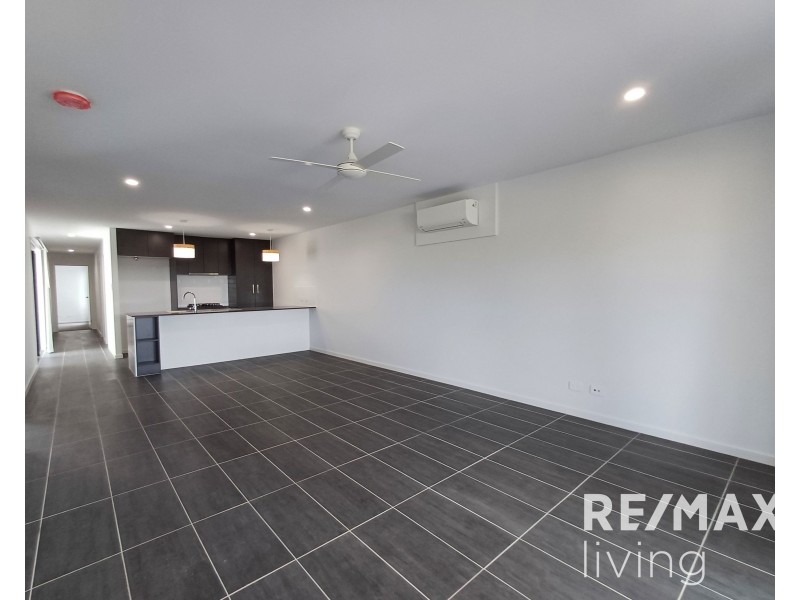 16 Lemon Myrtle Lane, Ripley QLD 4306