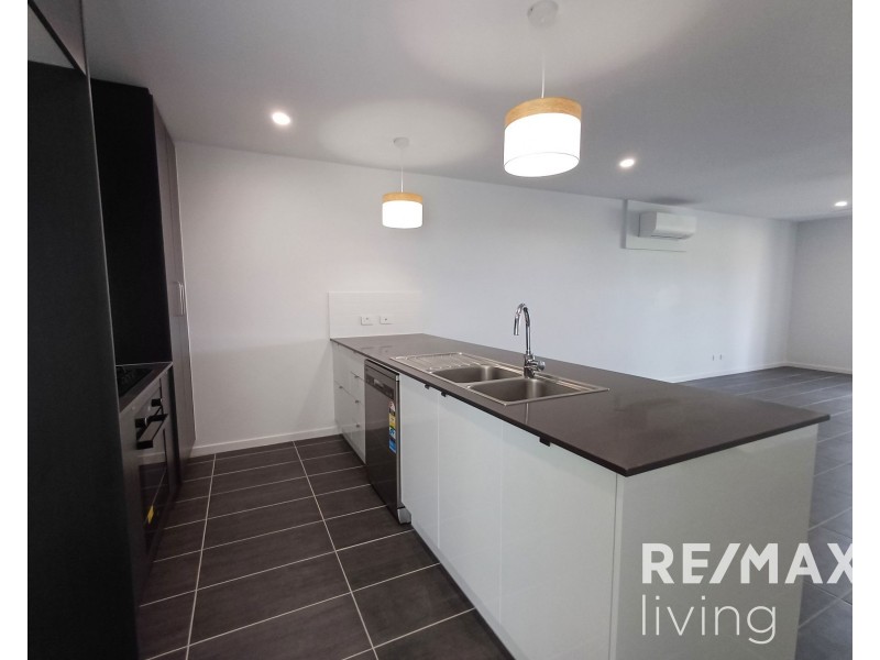 16 Lemon Myrtle Lane, Ripley QLD 4306