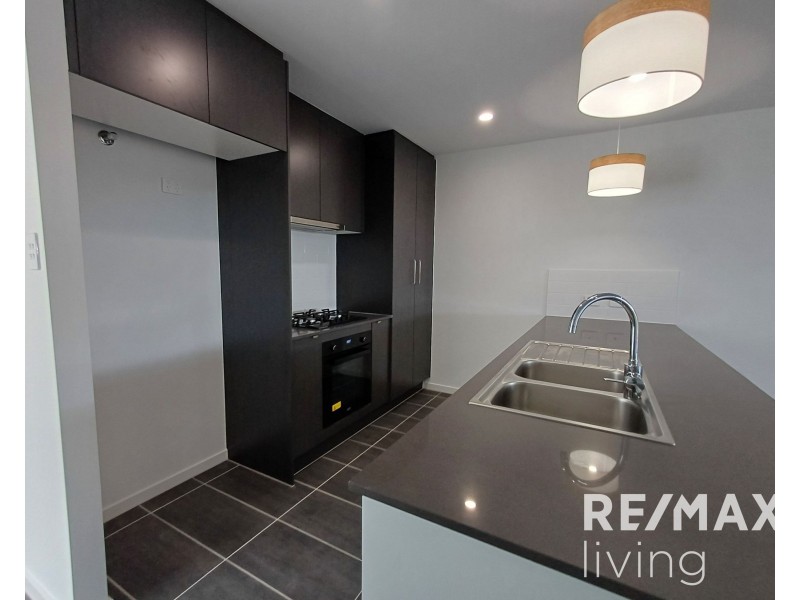16 Lemon Myrtle Lane, Ripley QLD 4306