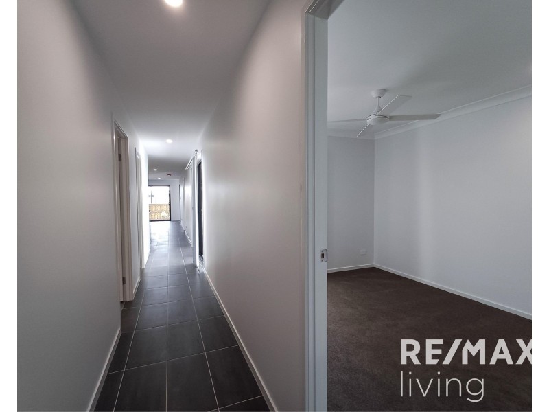 16 Lemon Myrtle Lane, Ripley QLD 4306
