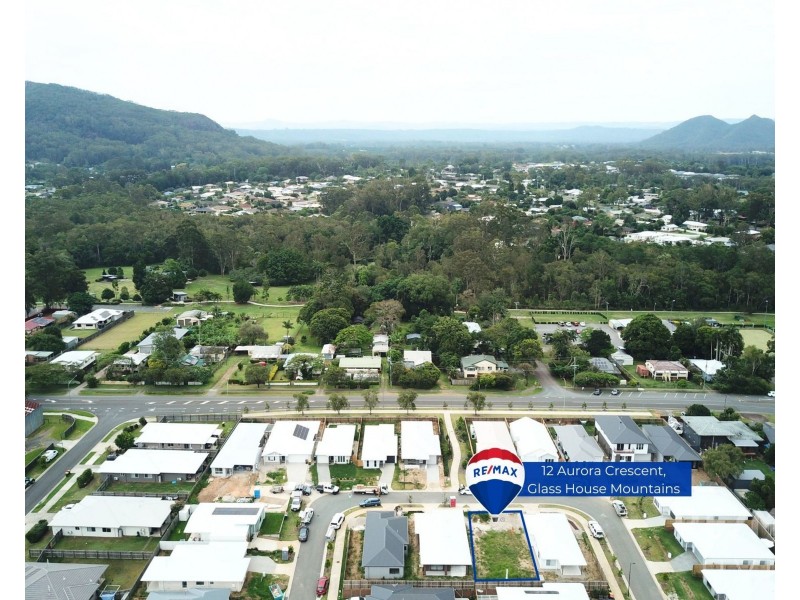 12 Aurora Crescent, Glass House Mountains QLD 4518