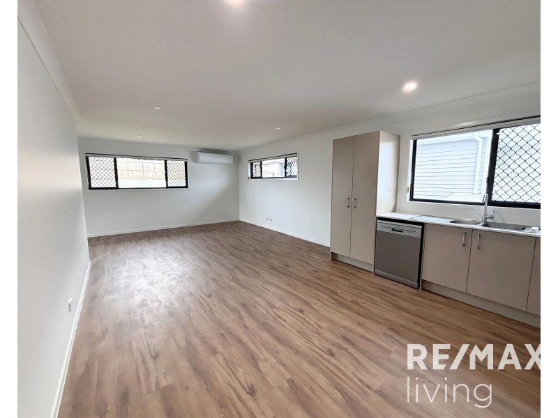 52 Belvedere Drive, Spring Mountain QLD 4124