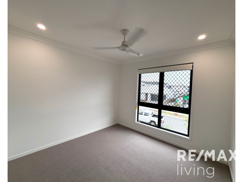 52 Belvedere Drive, Spring Mountain QLD 4124