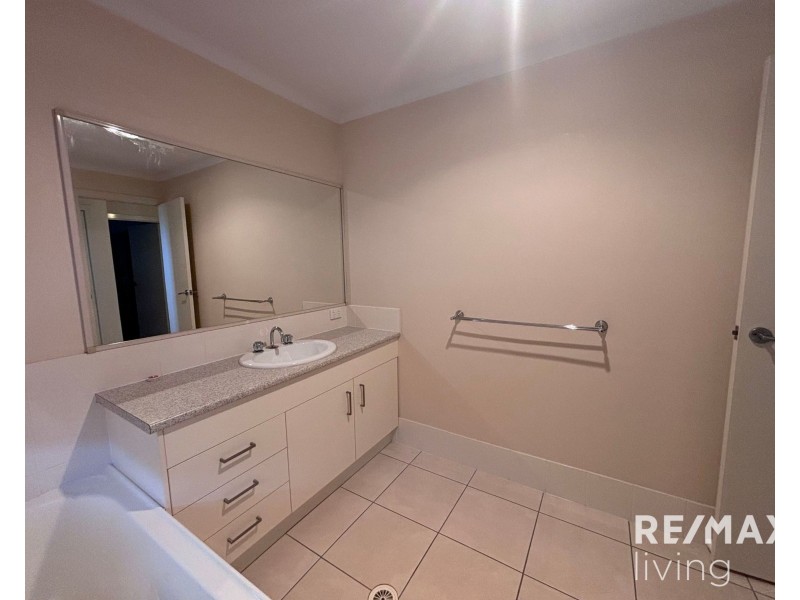 12 Lemon Myrtle, Morayfield QLD 4506