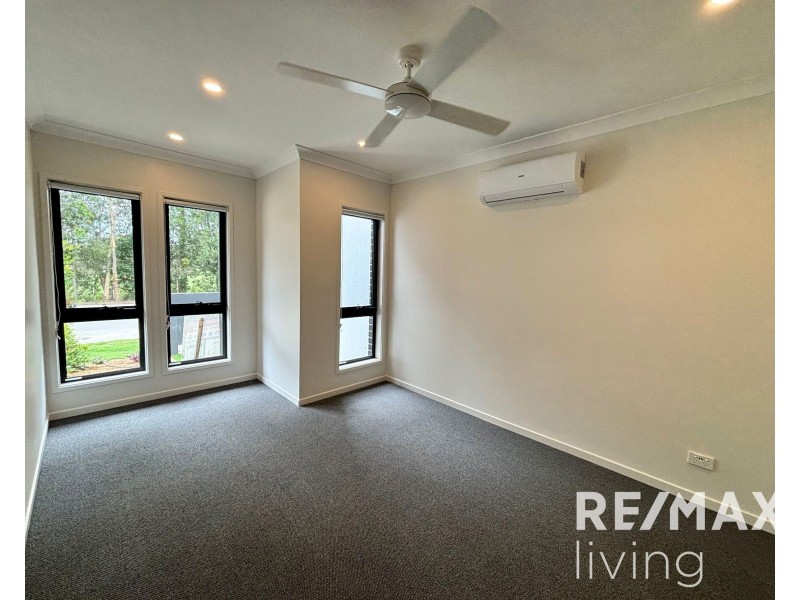 12 Island Parade, Morayfield QLD 4506