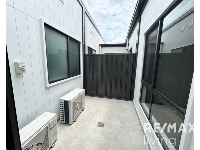 12 Island Parade, Morayfield QLD 4506
