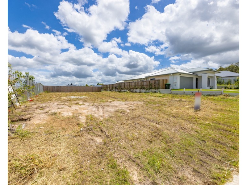 15 Flinders Street, D’aguilar QLD 4514