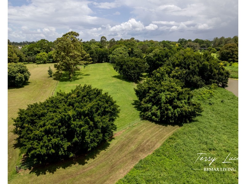 25 Mainsail Drive, Caboolture South QLD 4510