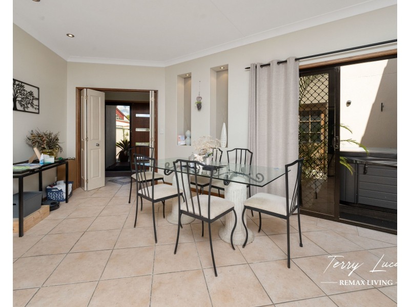 25 Mainsail Drive, Caboolture South QLD 4510