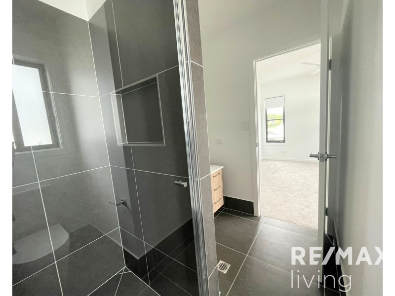 1/56 Hamilton Road, Woodford QLD 4514