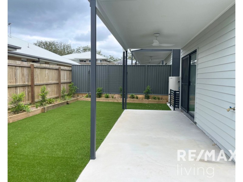 1/56 Hamilton Road, Woodford QLD 4514