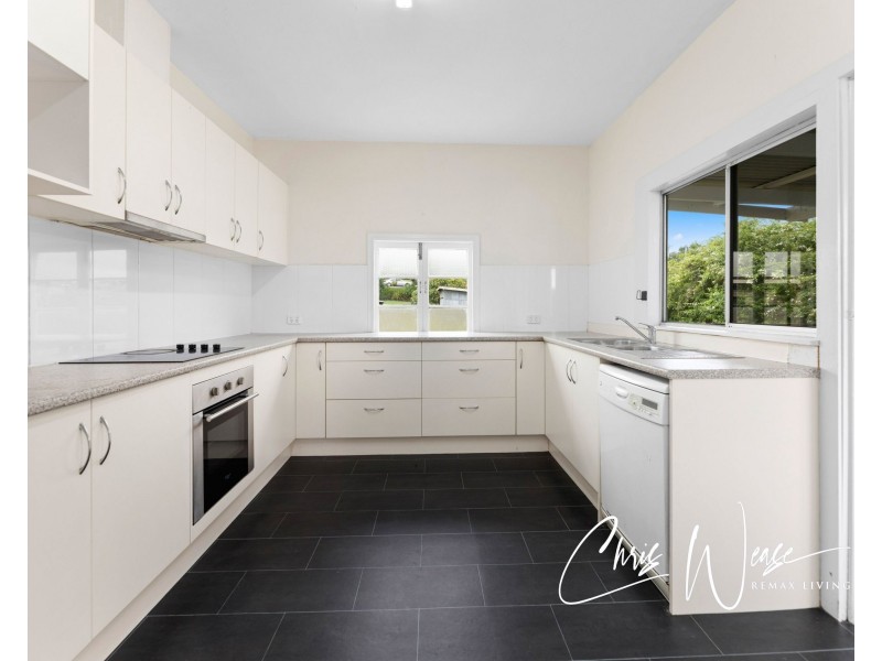 18 Brown Street, Kilcoy QLD 4515