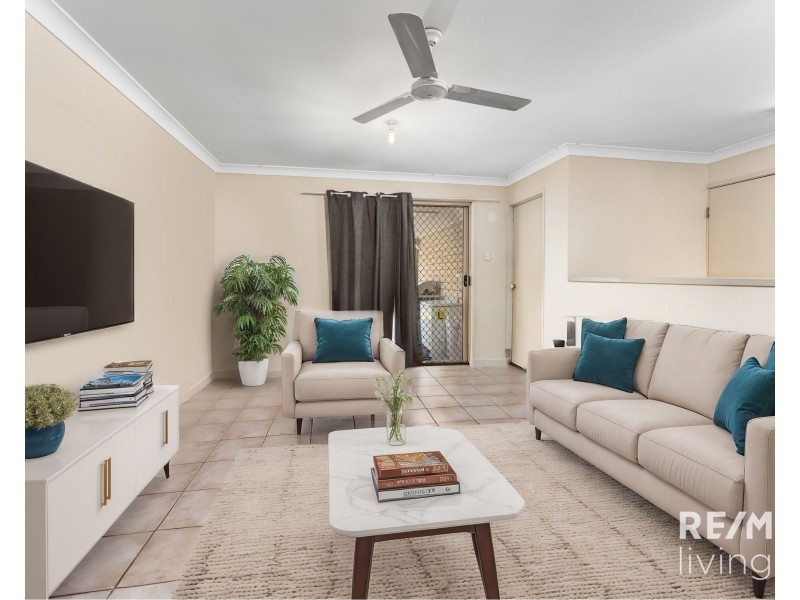 24 Columbia Drive, Beachmere QLD 4510