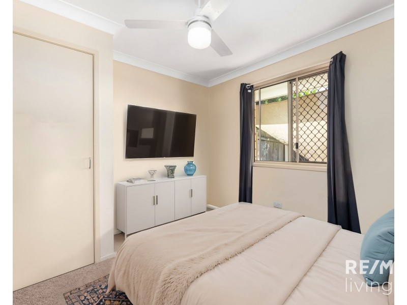 24 Columbia Drive, Beachmere QLD 4510