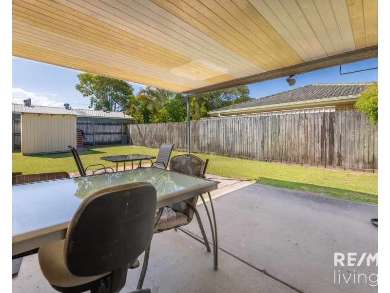 24 Columbia Drive, Beachmere QLD 4510