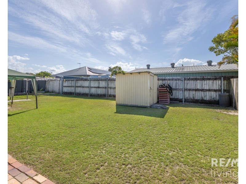 24 Columbia Drive, Beachmere QLD 4510