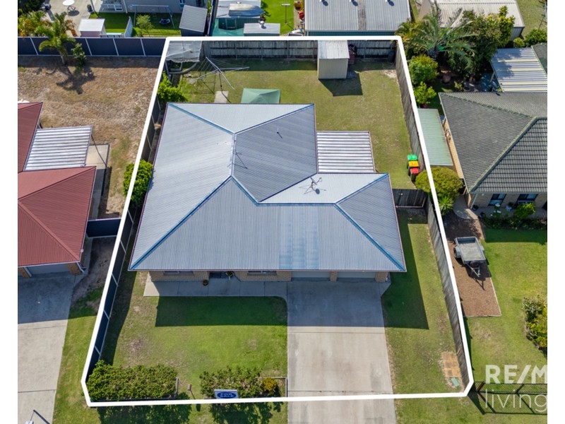 24 Columbia Drive, Beachmere QLD 4510