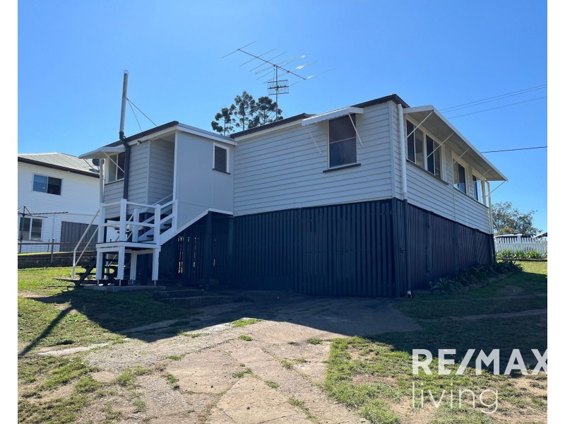 19 Kennedy Street, Kilcoy QLD 4515