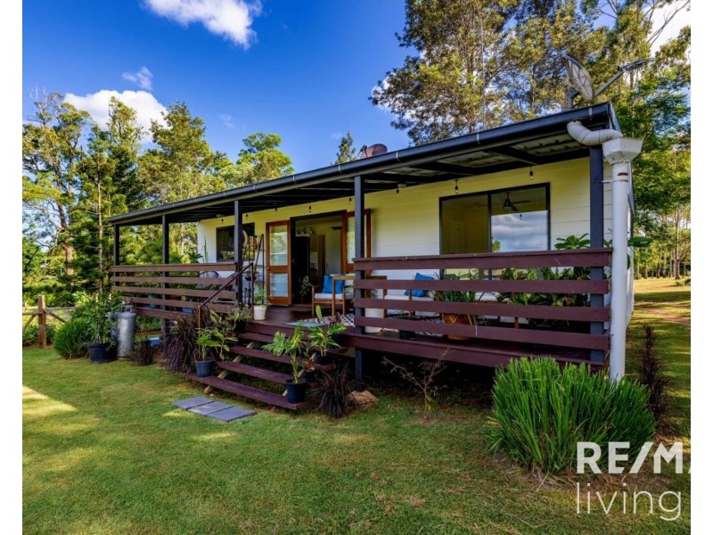 94 Hardgrave Road, Benarkin North QLD 4306